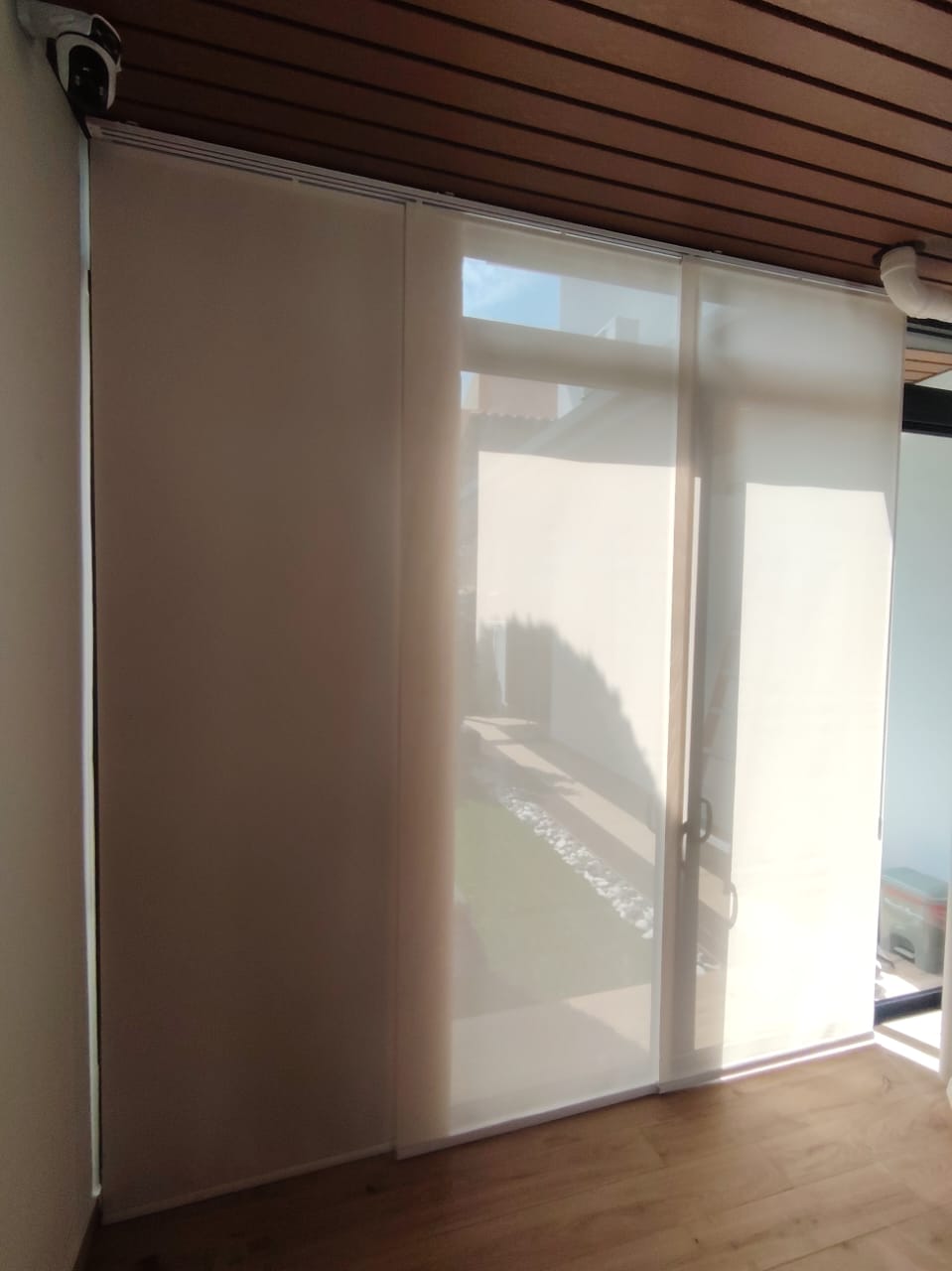 SLIDING PANEL BLIND